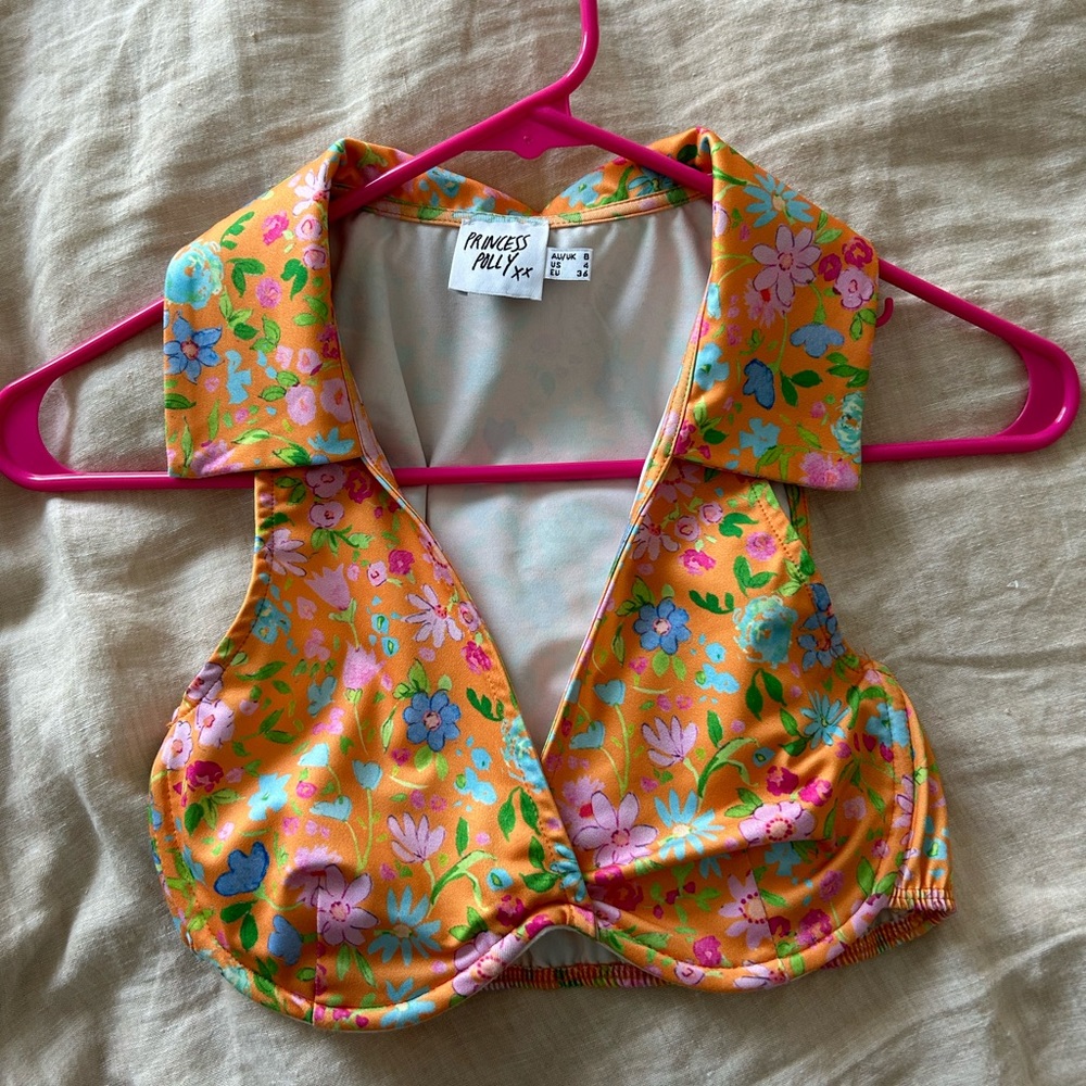 NWOT Princess Polly Floral Cropped Top with Underwire